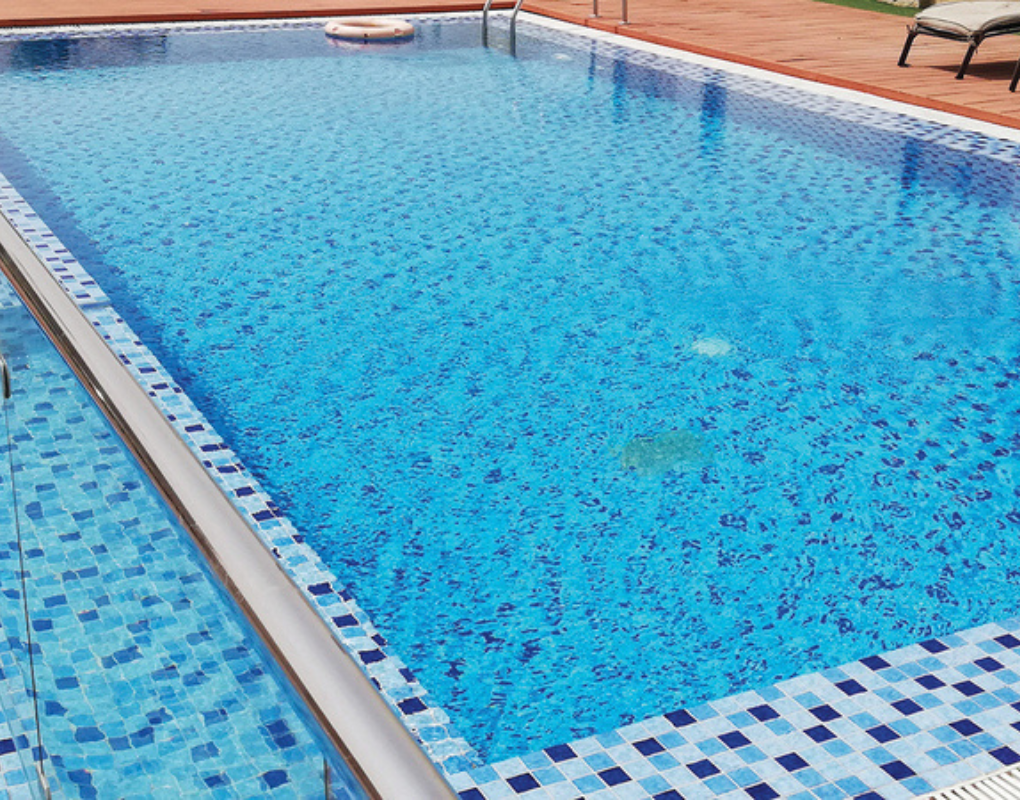 طرق معالجة تسرب مياه المسابح